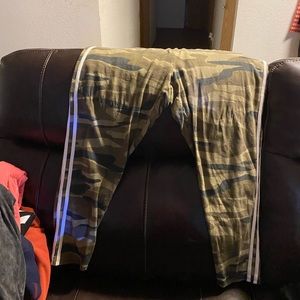 Torrid cameo leggings